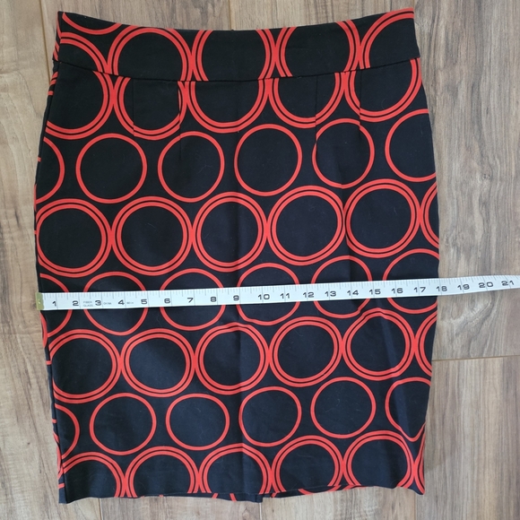 Banana Republic Black and Red Pencil Cotton Blend Skirt Knee-Length Size 2 - Picture 9 of 10